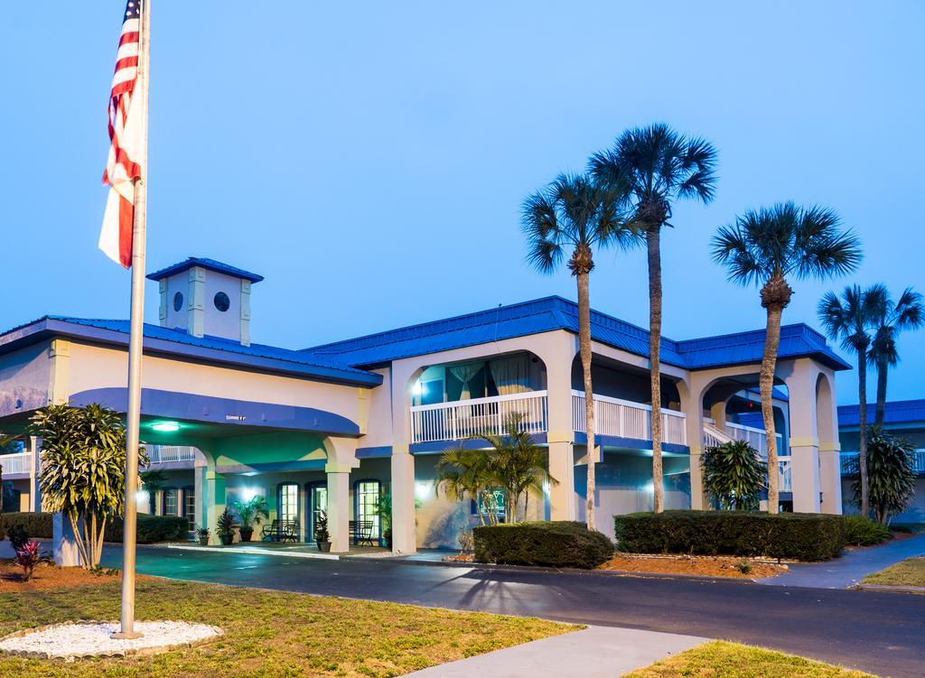 Quality Inn Tampa Exterior photo